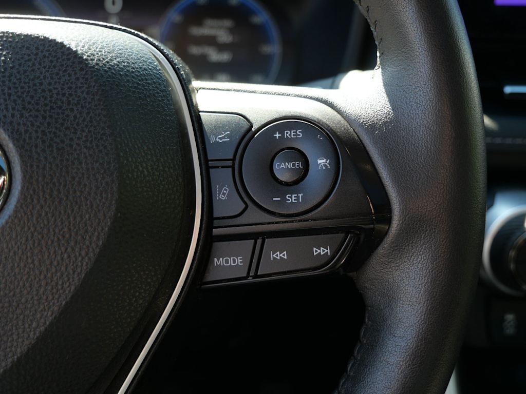 Thumbnail: 2023 Toyota RAV4 - 24