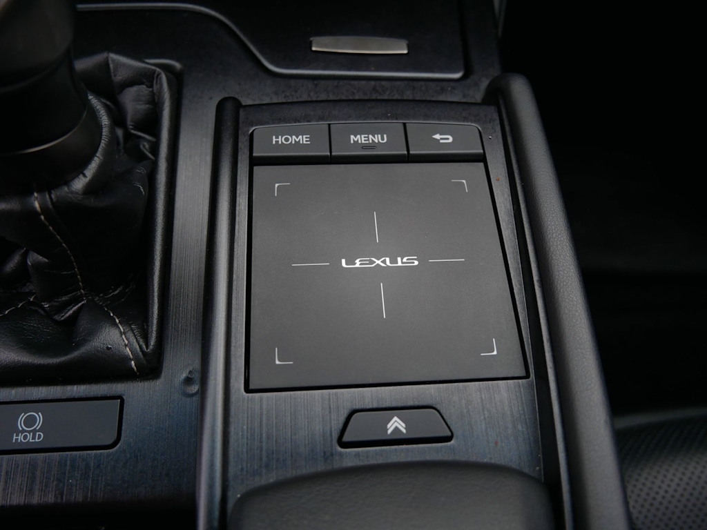 Thumbnail: 2021 Lexus ES - 19