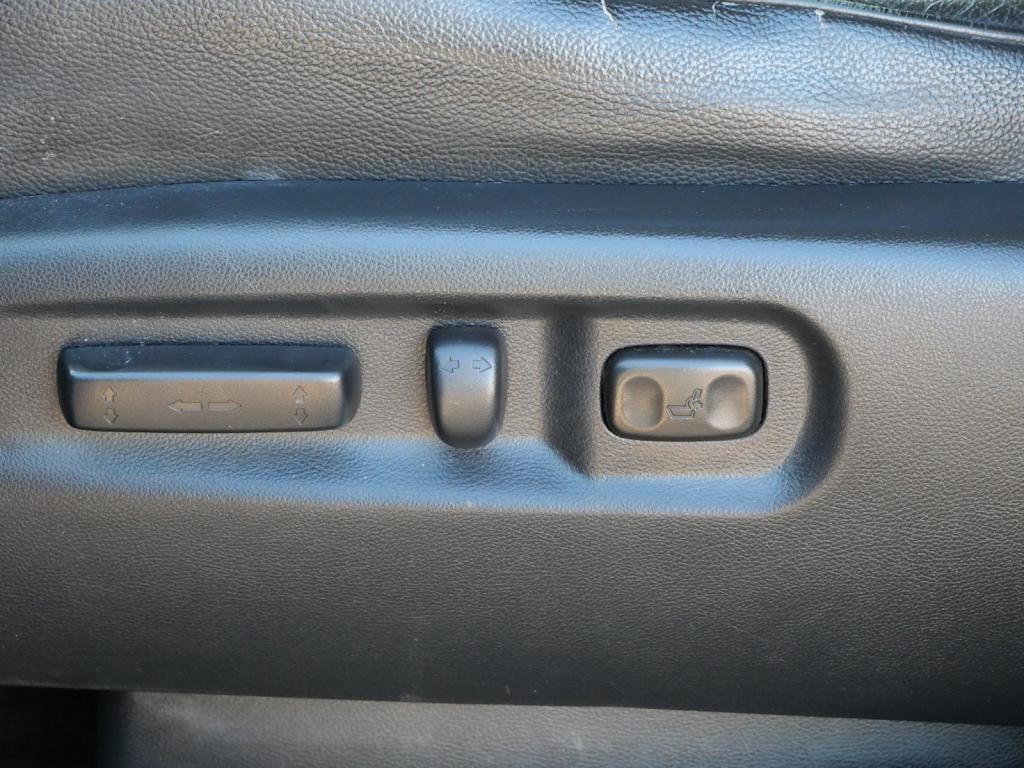 Thumbnail: 2012 Honda Pilot - 16