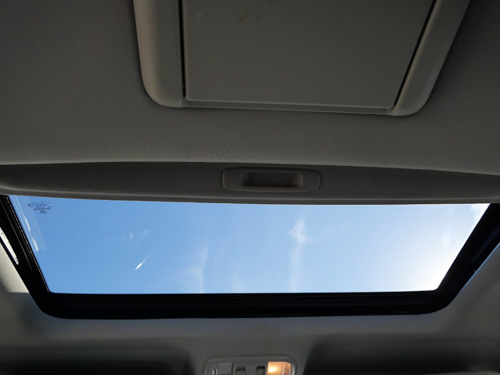 Thumbnail: 2012 Honda Pilot - 20