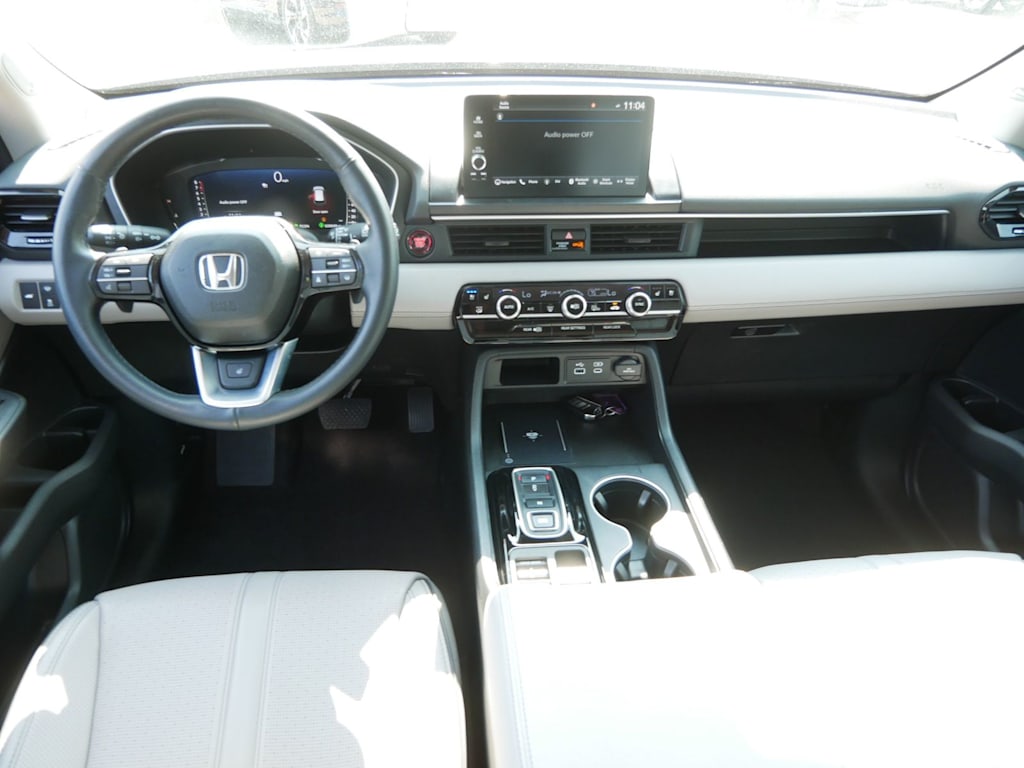 Thumbnail: 2025 Honda Pilot - 9