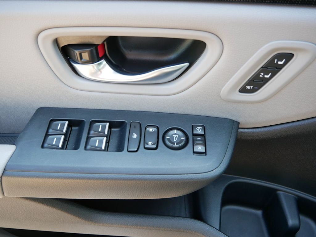 Thumbnail: 2025 Honda Pilot - 19