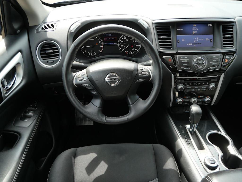 Thumbnail: 2019 Nissan Pathfinder - 6