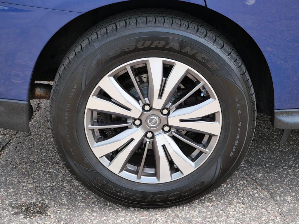 Thumbnail: 2019 Nissan Pathfinder - 5