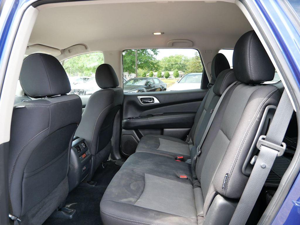Thumbnail: 2019 Nissan Pathfinder - 8