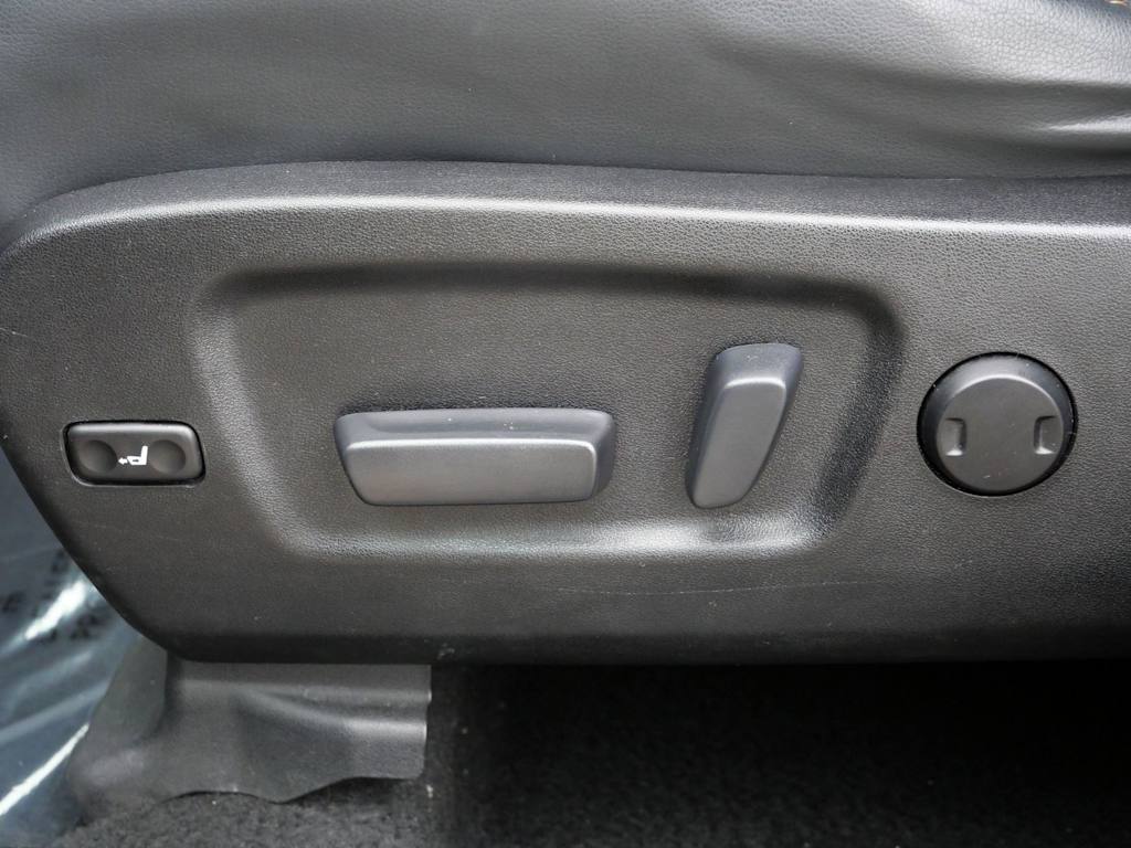 Thumbnail: 2017 Toyota Highlander - 20