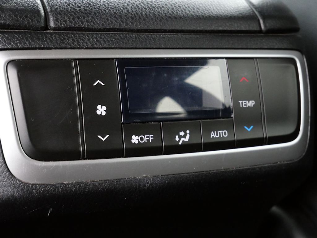 Thumbnail: 2017 Toyota Highlander - 18