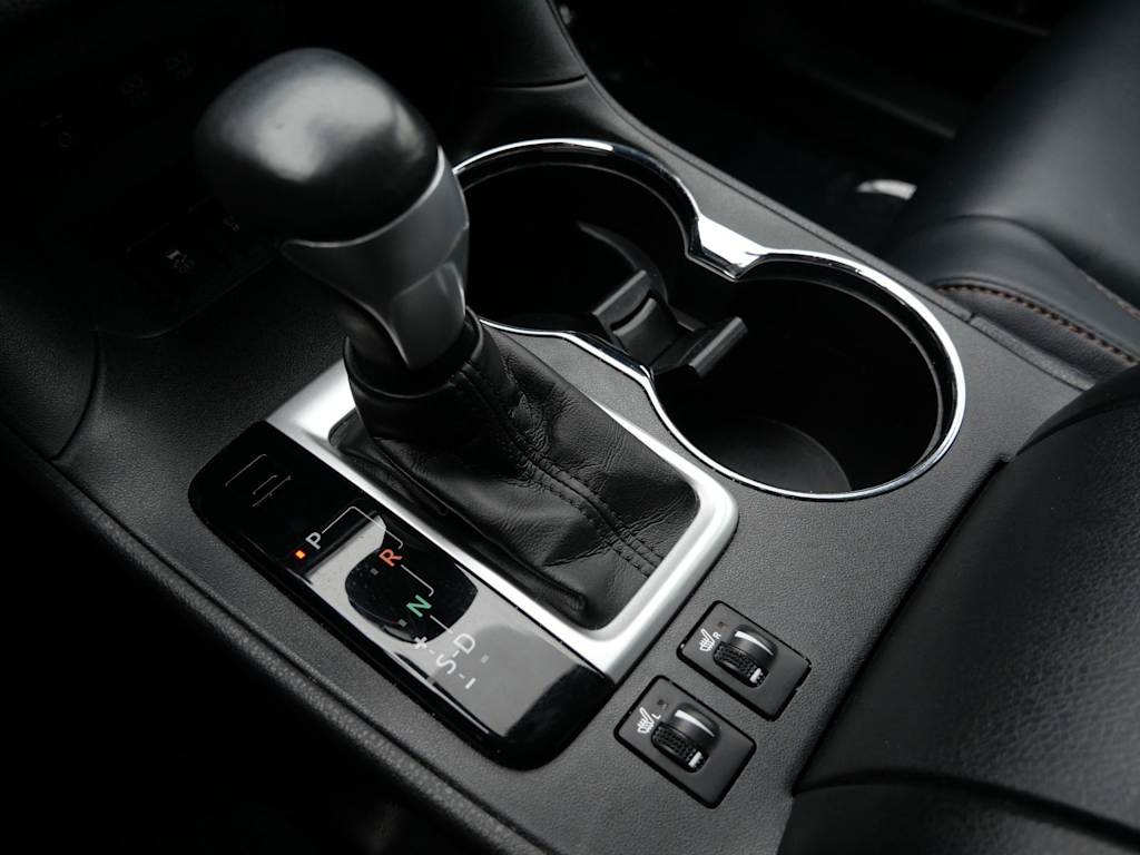 Thumbnail: 2017 Toyota Highlander - 11