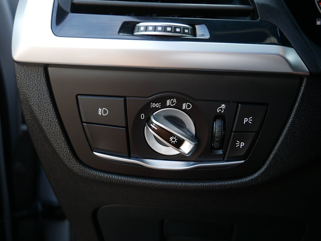 Thumbnail: 2020 BMW X3 - 29