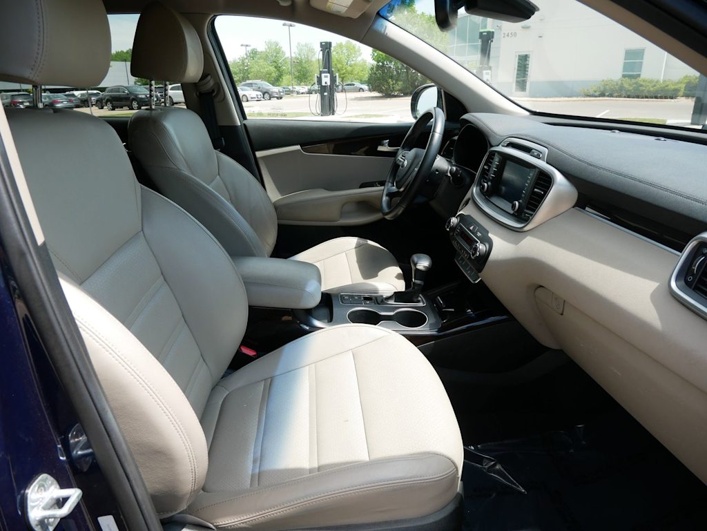 2019 Kia Sorento EX 8