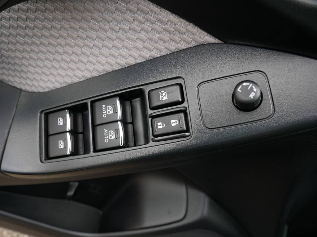 Thumbnail: 2017 Subaru Forester - 18