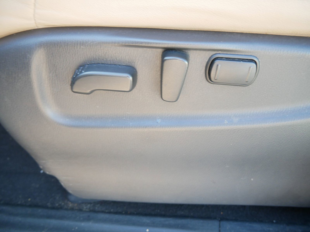 Thumbnail: 2017 Nissan Armada - 19