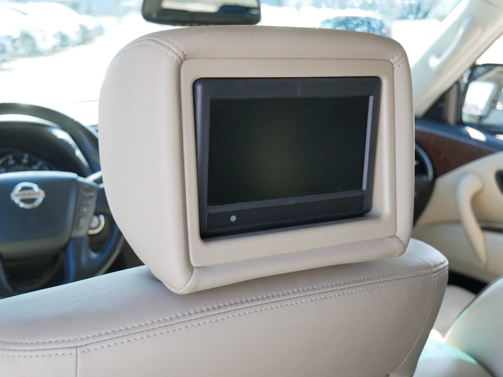 Thumbnail: 2017 Nissan Armada - 18