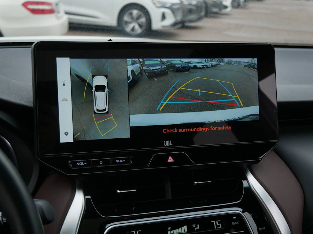 Thumbnail: 2024 Toyota Venza - 27