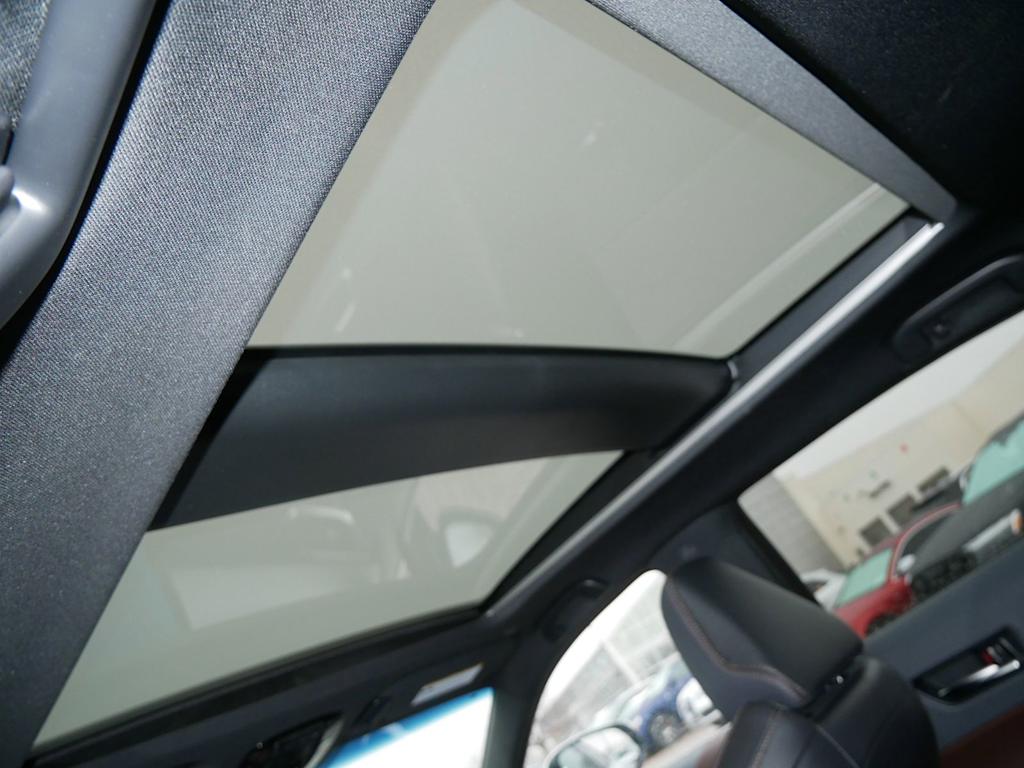 Thumbnail: 2024 Toyota Venza - 19