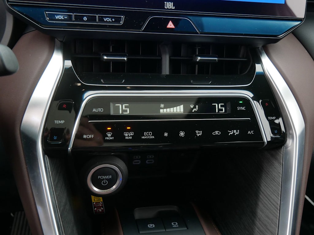 Thumbnail: 2024 Toyota Venza - 11