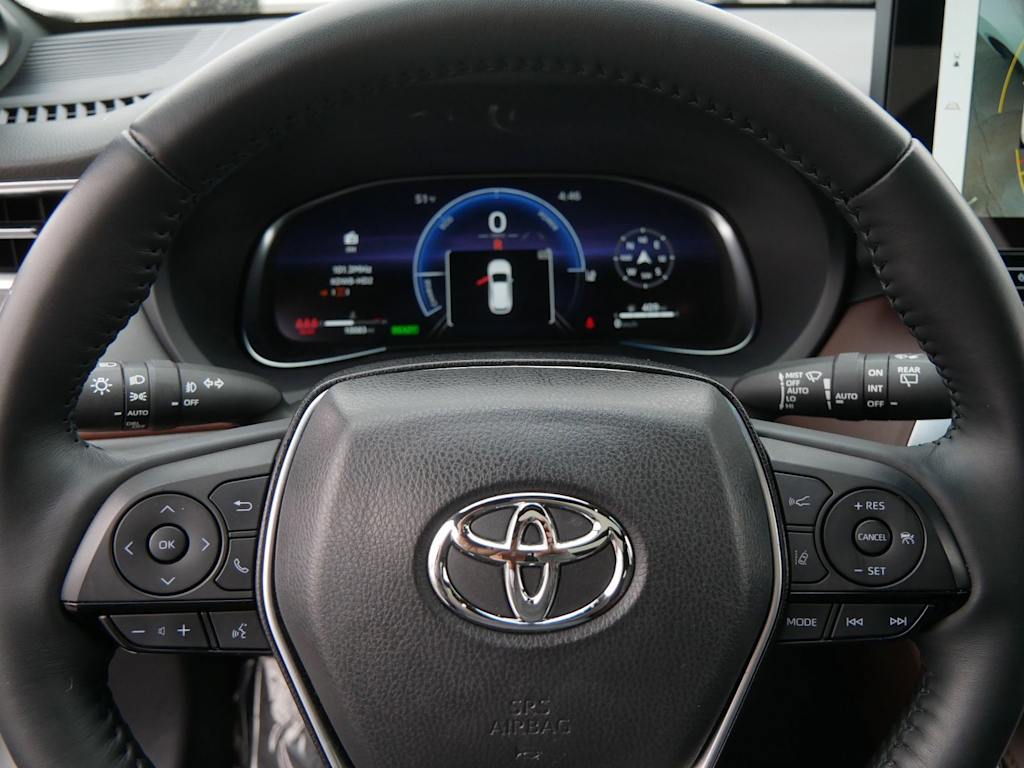 Thumbnail: 2024 Toyota Venza - 28