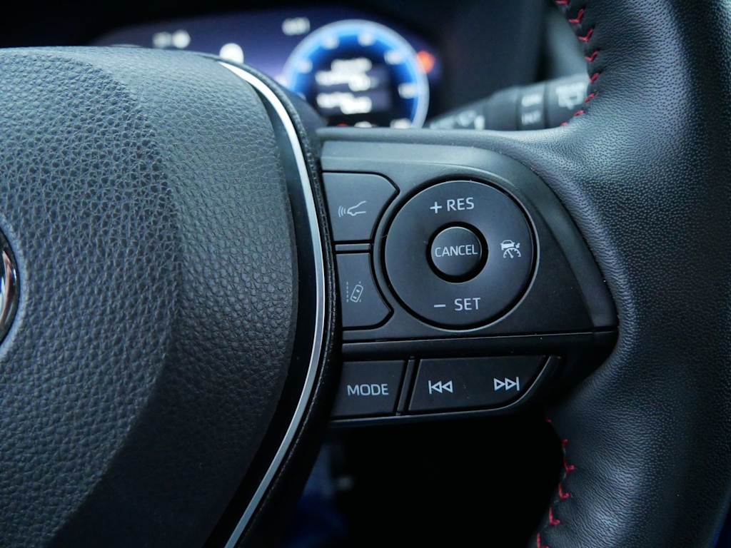 Thumbnail: 2023 Toyota RAV4 - 25