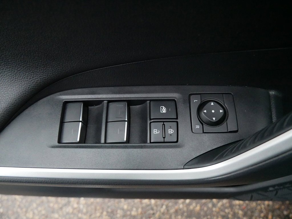 Thumbnail: 2023 Toyota RAV4 - 18