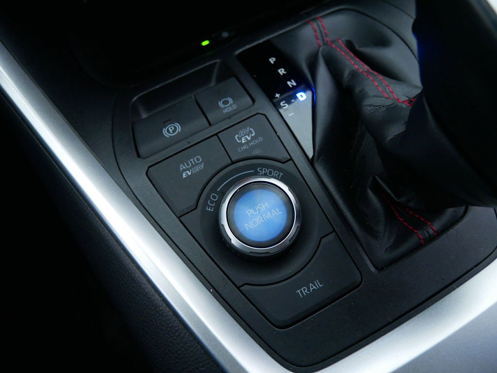 Thumbnail: 2023 Toyota RAV4 - 22