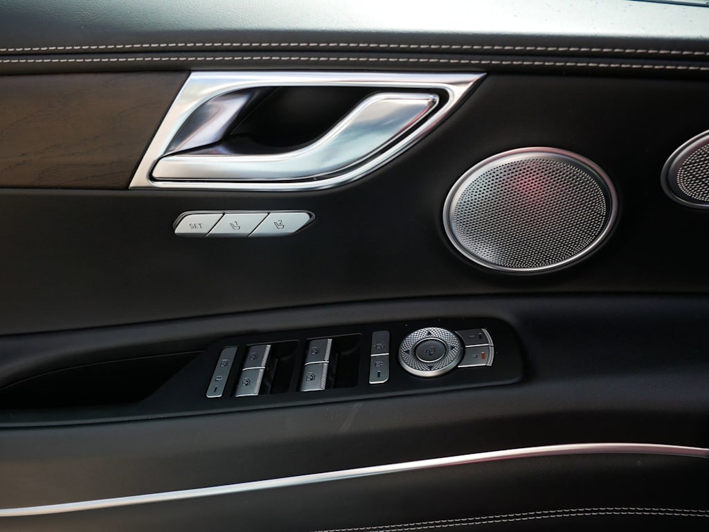 Thumbnail: 2024 Genesis GV80 - 19