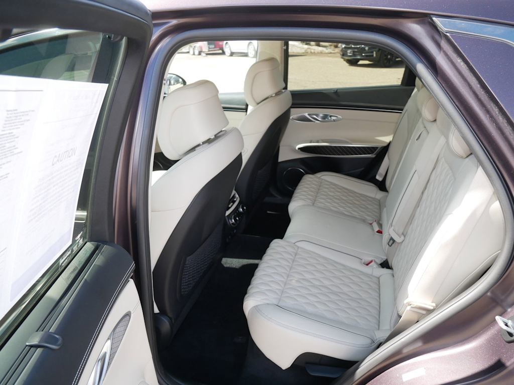 Thumbnail: 2023 Genesis GV70 - 8