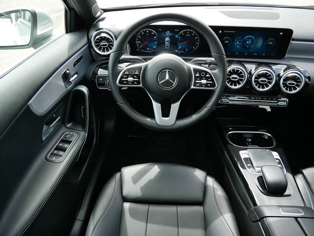 Thumbnail: 2020 Mercedes-Benz A-Class - 2
