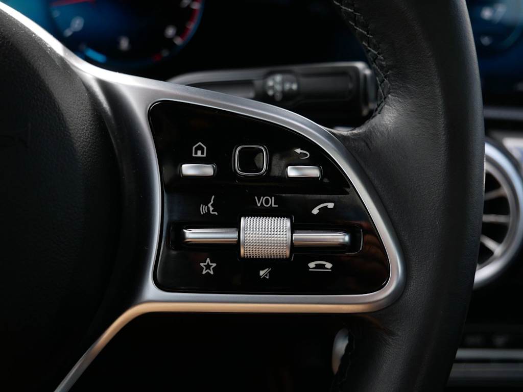 Thumbnail: 2020 Mercedes-Benz A-Class - 19