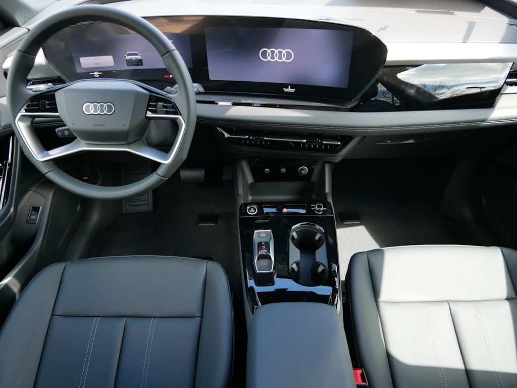 Thumbnail: 2027 Audi Q6 e-tron - 8