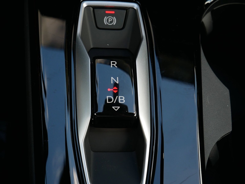 Thumbnail: 2027 Audi Q6 e-tron - 12
