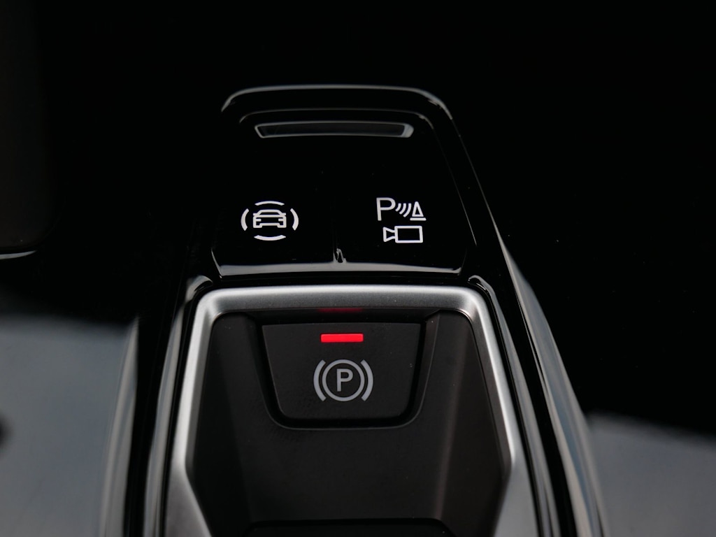 Thumbnail: 2025 Audi Q5 - 22