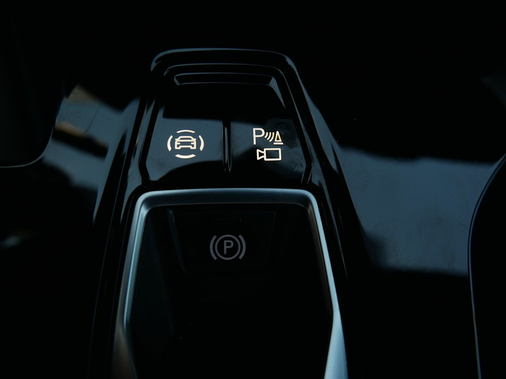 Thumbnail: 2025 Audi Q5 - 22
