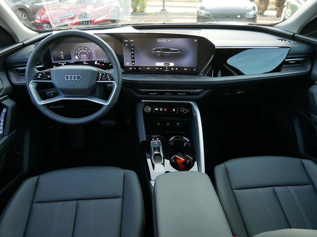 Thumbnail: 2026 Audi Q5 - 9