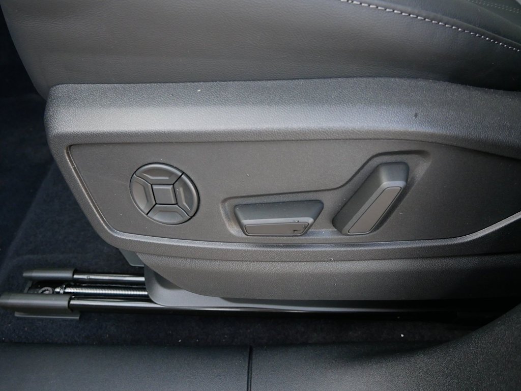 Thumbnail: 2026 Audi Q5 - 18