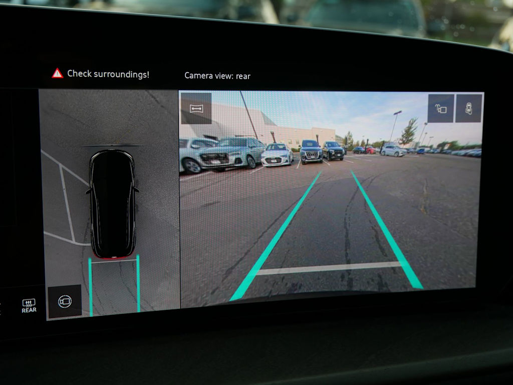 Thumbnail: 2025 Audi Q5 - 26