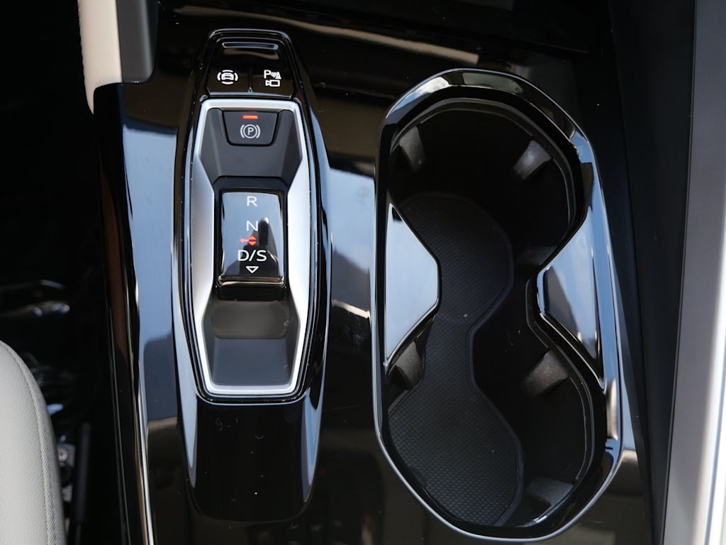 Thumbnail: 2025 Audi Q5 - 8