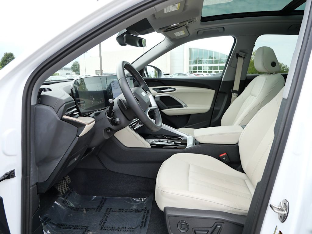 Thumbnail: 2025 Audi Q5 - 8