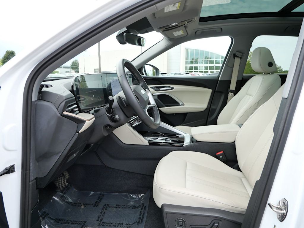 Thumbnail: 2025 Audi Q5 - 7