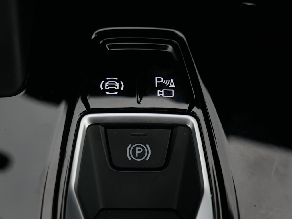 Thumbnail: 2025 Audi Q5 - 24