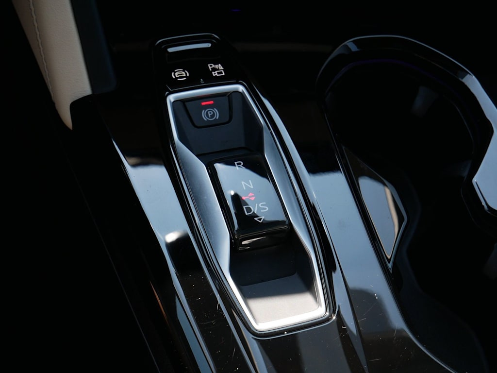 Thumbnail: 2025 Audi Q5 - 10