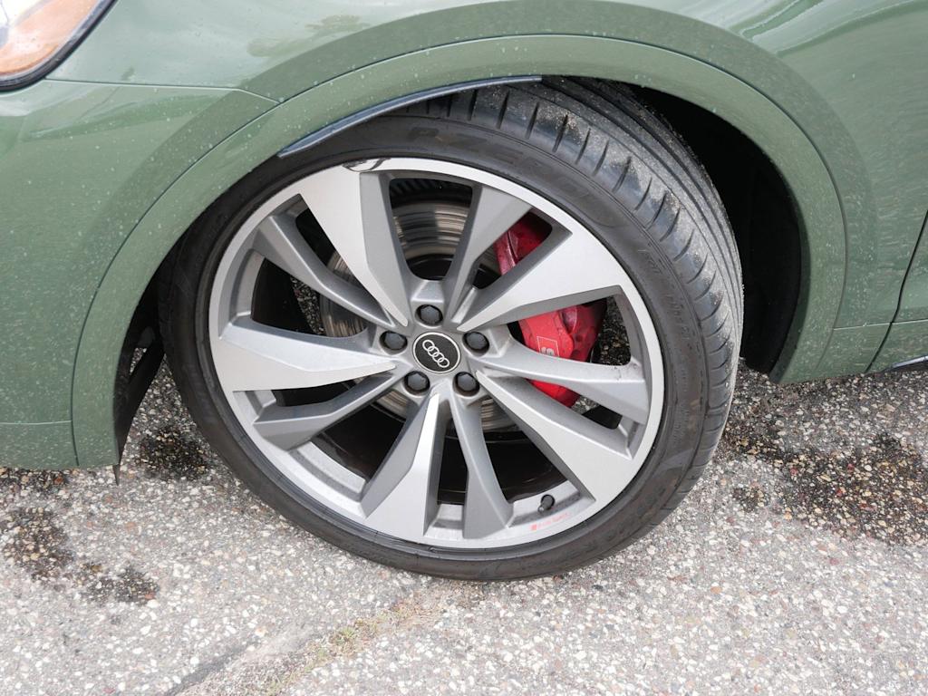 Thumbnail: 2023 Audi SQ5 - 5