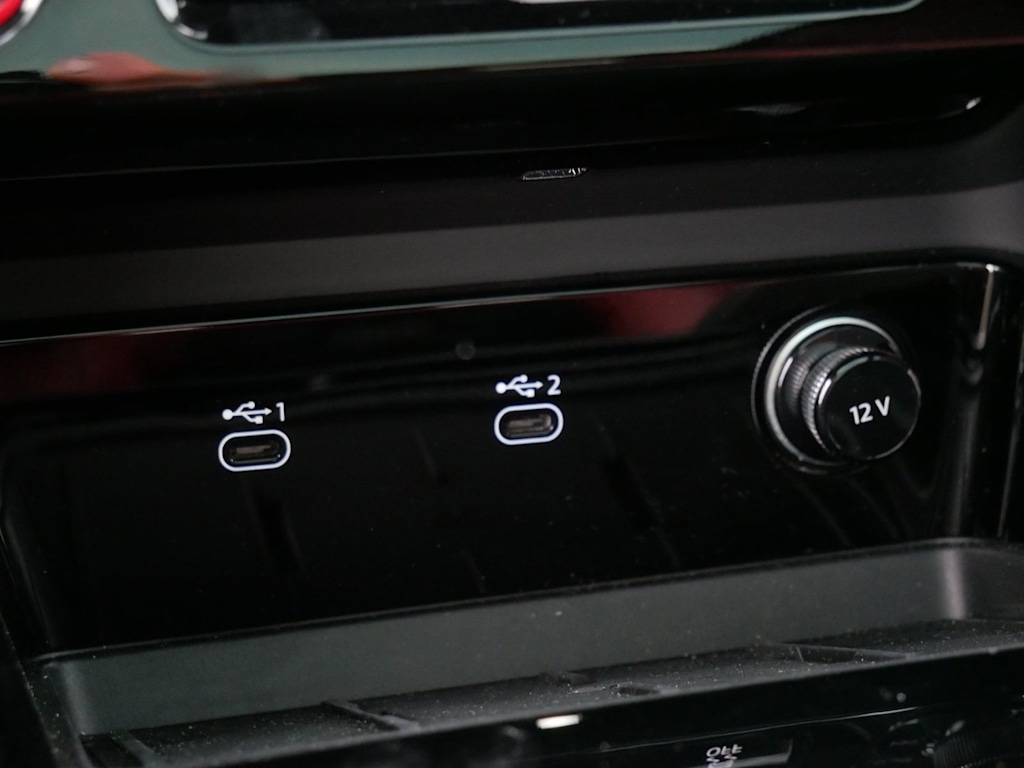 Thumbnail: 2025 Audi SQ5 - 23