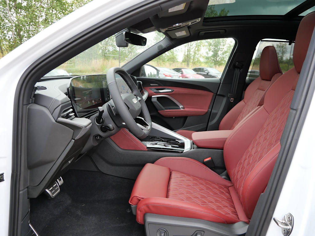 Thumbnail: 2026 Audi SQ5 - 7