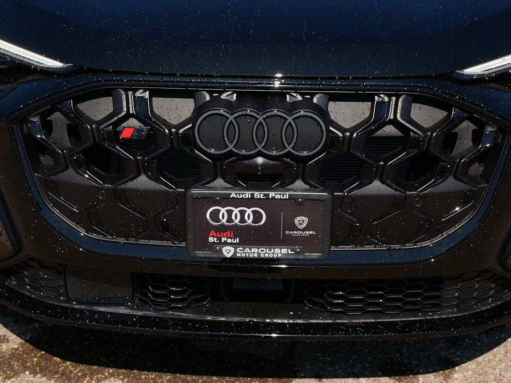 Thumbnail: 2026 Audi SQ5 - 5