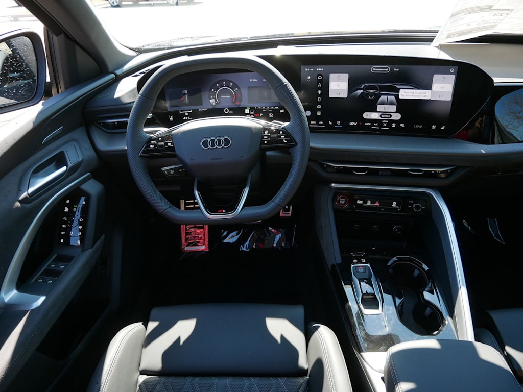 Thumbnail: 2026 Audi SQ5 - 7