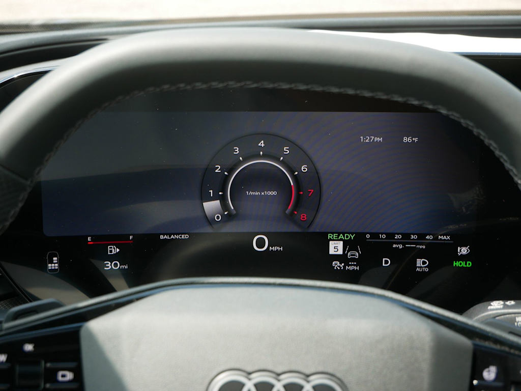 Thumbnail: 2026 Audi SQ5 - 13
