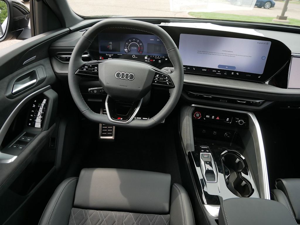 Thumbnail: 2026 Audi SQ5 - 7