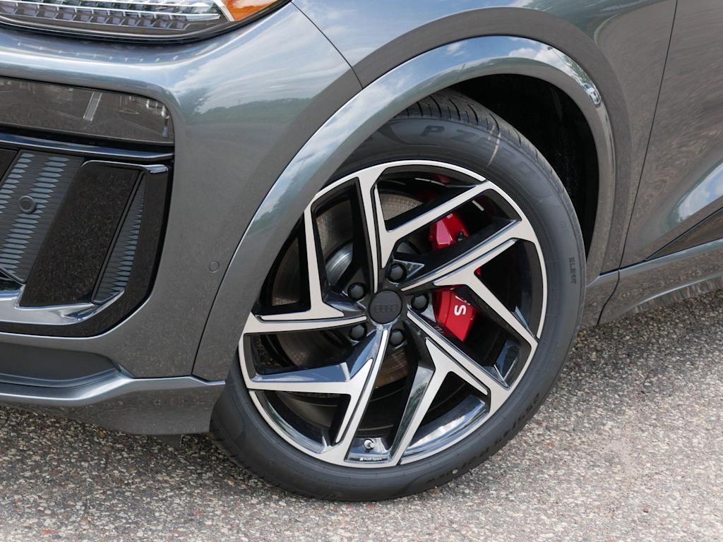 Thumbnail: 2027 Audi SQ6 e-tron - 7