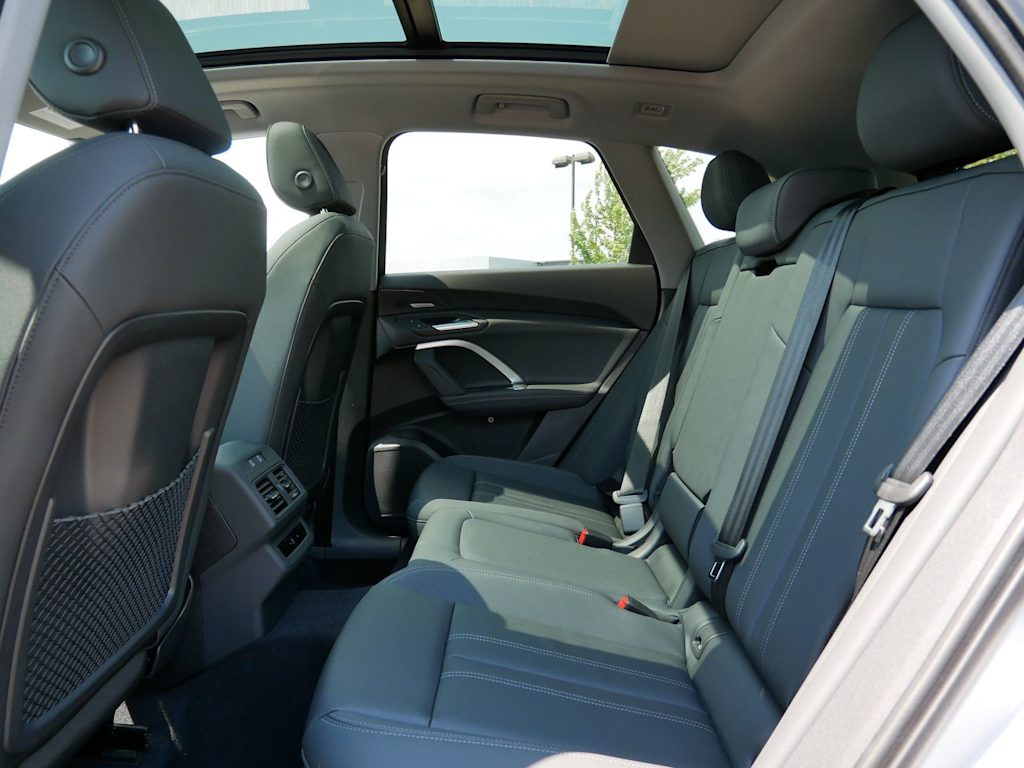 Thumbnail: 2026 Audi Q5 - 8