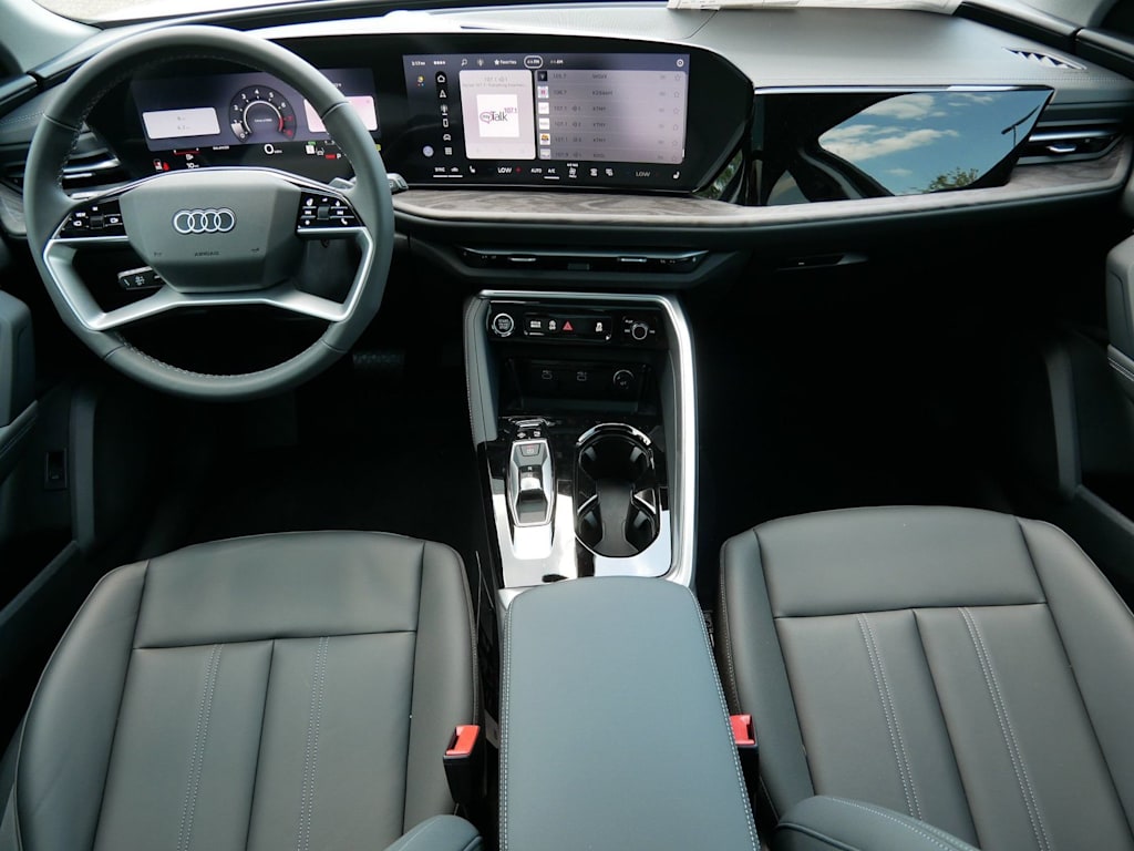 Thumbnail: 2026 Audi Q5 - 7